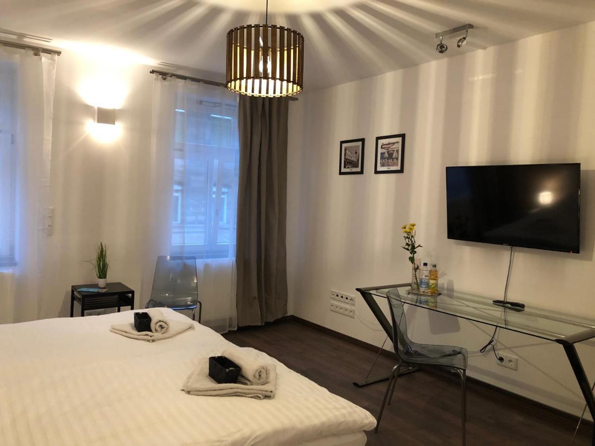 New Private Rooms Fuerth Luaran gambar